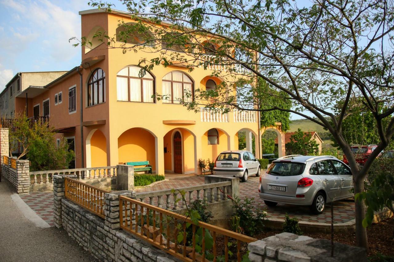 Apartment Nakic Vrpolje Dış mekan fotoğraf